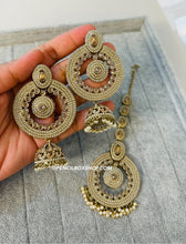 Load image into Gallery viewer, Polki Chandbali Jhumka Earrings with Maangtikka
