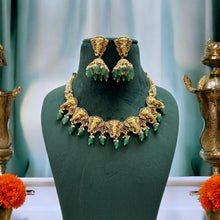 Load image into Gallery viewer, Ganesha golden Pearl Temple Necklace set
