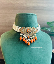 Load image into Gallery viewer, Zoe Orange Pearl Polki choker set with maangtikka
