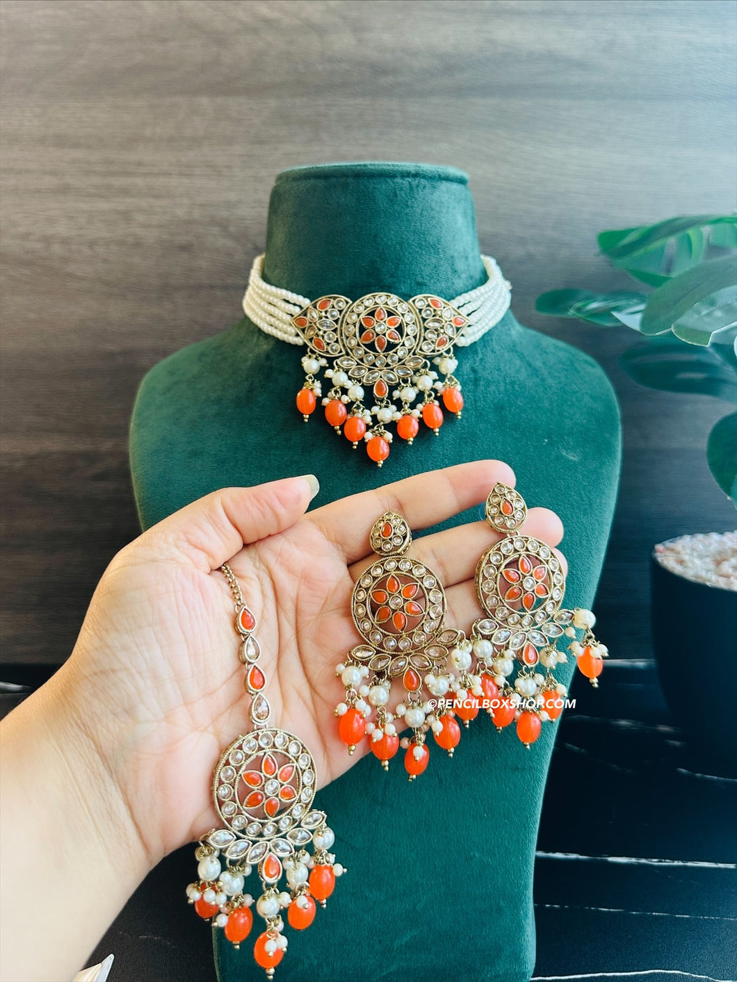 Zoe Orange Pearl Polki choker set with maangtikka