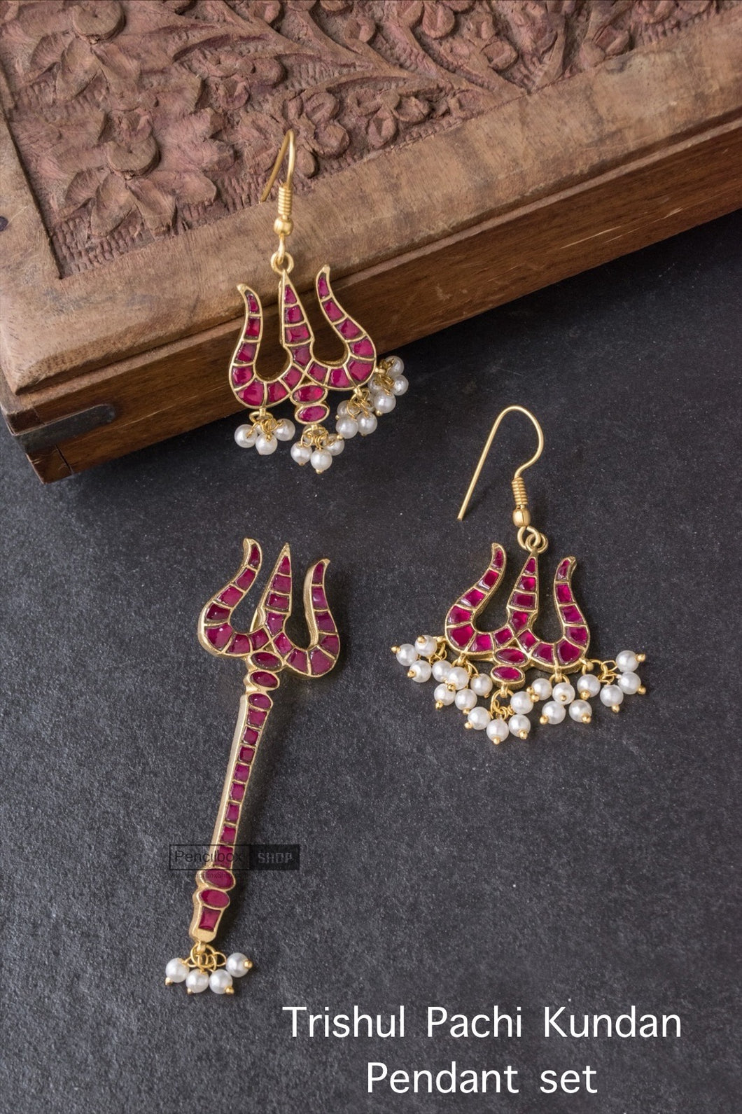 Pachi kundan Trishul Pink Trishul Pendant set