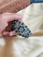 Load image into Gallery viewer, Premium American Diamond green Victorian Statement Kada
