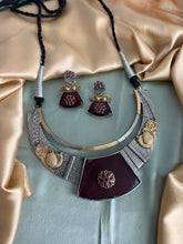 Load image into Gallery viewer, German Silver Dual Tone peacock Necklace  set
