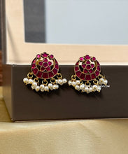 Load image into Gallery viewer, Pachi Kundan Small Flower Ruby Stud Earrings
