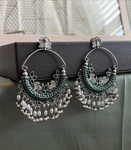 Load image into Gallery viewer, Peacock Big Statement Pearl German silver earrings
