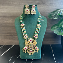 Load image into Gallery viewer, Kundan Green Beaded Long Kemp Stone Haram necklace set
