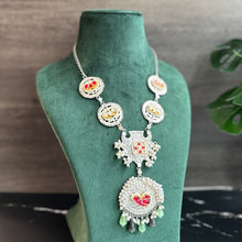 Load image into Gallery viewer, Fusion Pachi kundan German Silver Necklace
