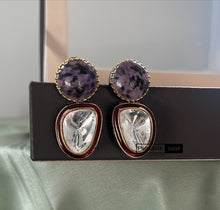 Load image into Gallery viewer, Jaguar inspired enamel Gold earrings
