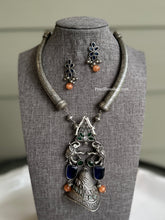 Load image into Gallery viewer, German Silver Elephant Stone Hasli necklace set
