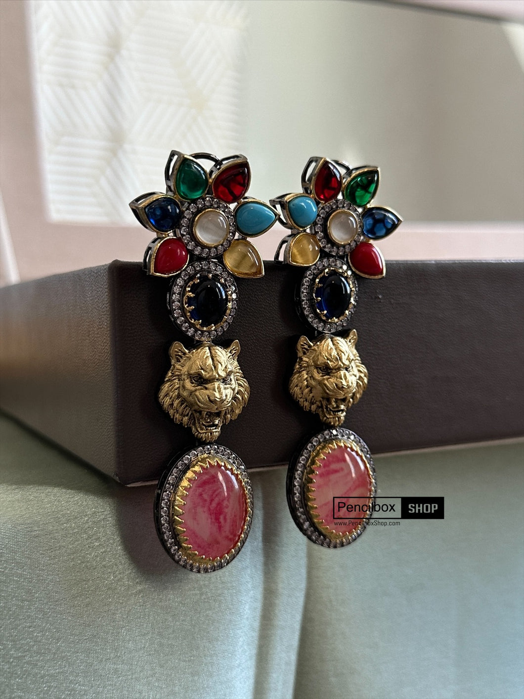 Jaguar Multicolor Gold antique earrings