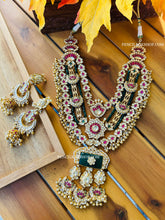 Load image into Gallery viewer, Exclusive Pachi Kundan Bridal Designer Premium piece necklace set
