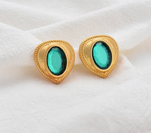 Load image into Gallery viewer, Heart Stone Gold border stud Earrings IDW
