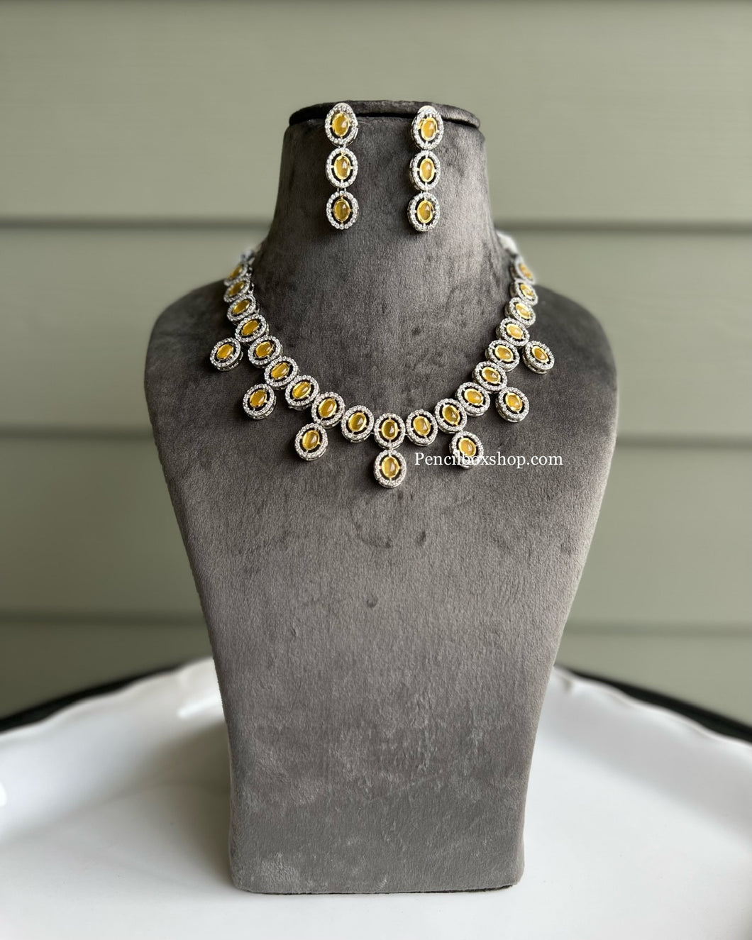 Yellow American Diamond Simple Kundan Cz Necklace set